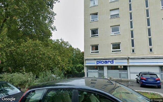 Façade : 160 boulevard de la République, Saint-Cloud